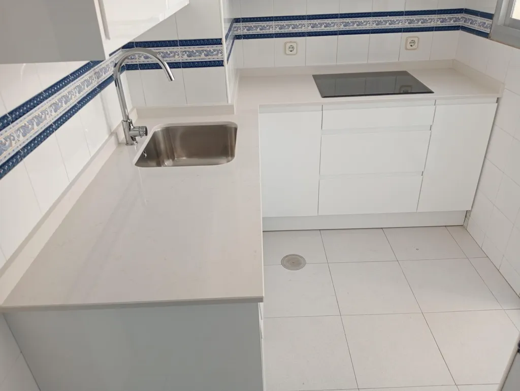 Cuisine - Spacious Apartment with Terrace in La Florida