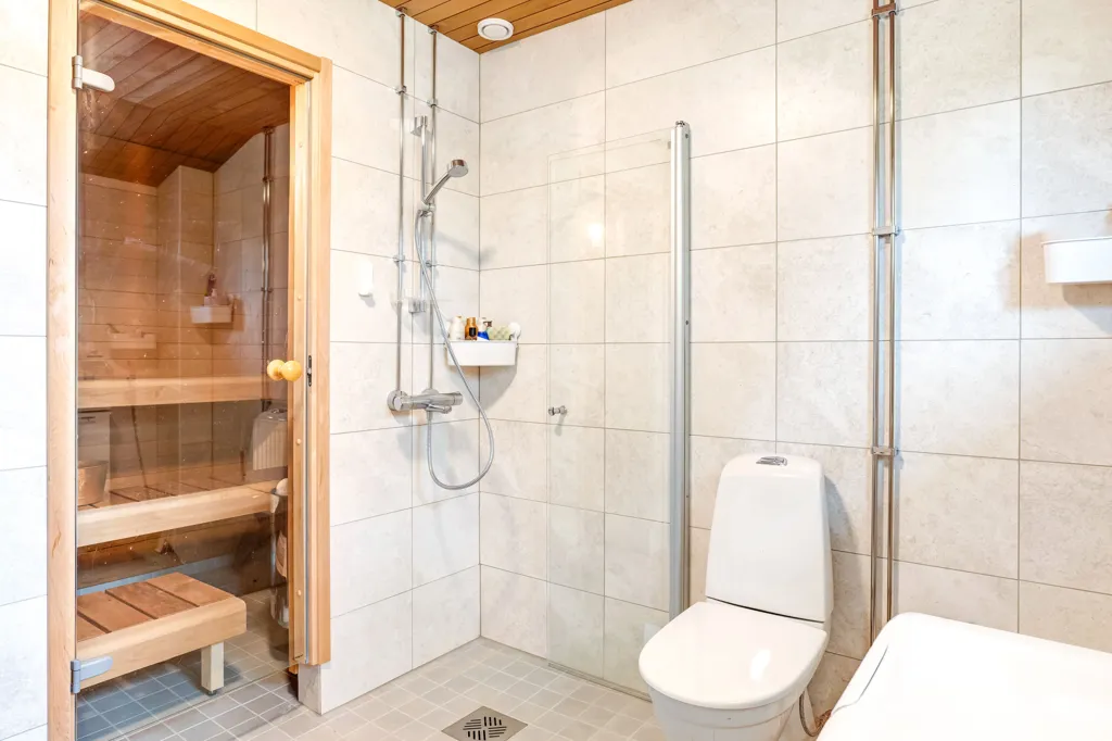 Vannitoad - Owner-Occupied Apartment with Sauna in Espoo