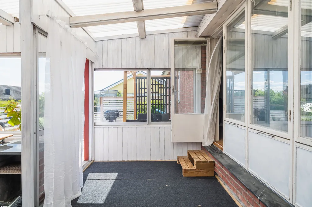 Terrass - 1-Storey Villa with Central Location