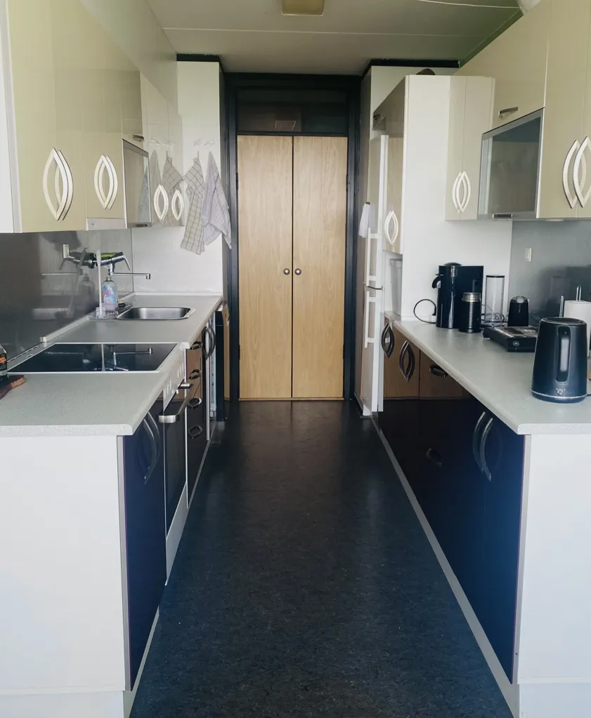 Köök - 1-Bedroom Apartment with Balcony in Aarhus