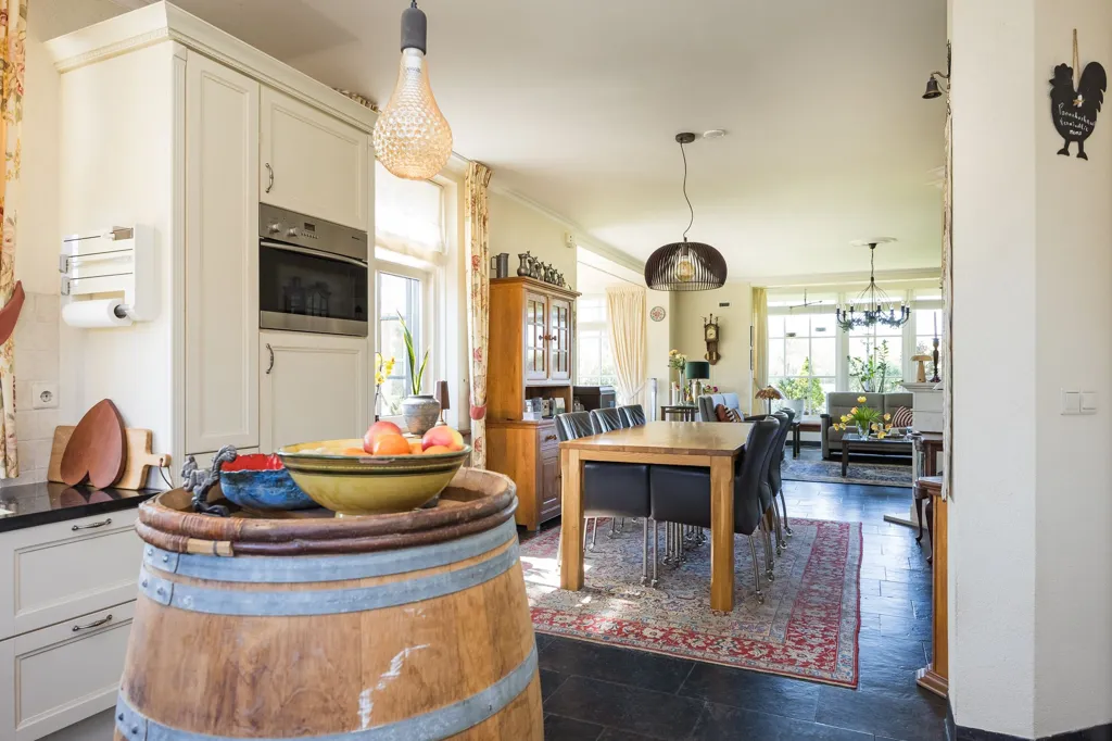 Cuisine - Classical Villa with Private Garden in Schalkhaar