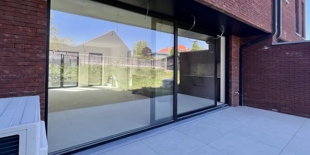 Terrace - Luxury BEN House with Garden in Aaigem