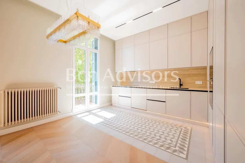 Köök - Refurbished Apartment with City Views in Dreta de l'Eixample