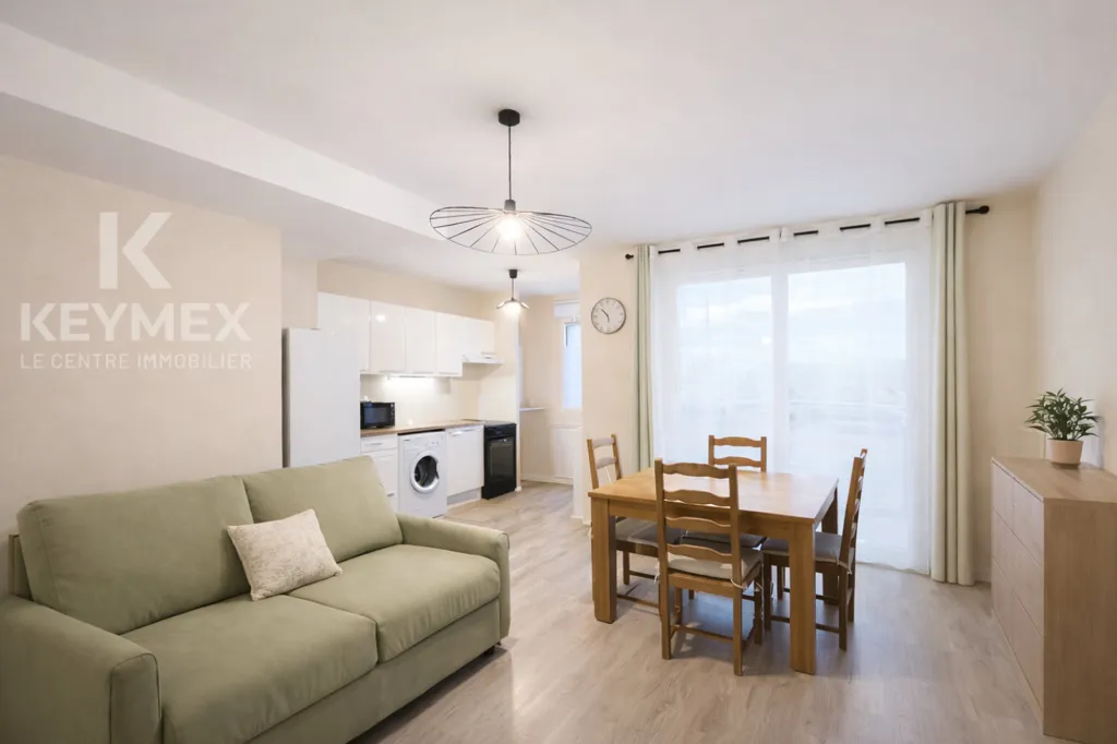 Séjour - Appartement 2 Pièces avec Balcon à Chambly