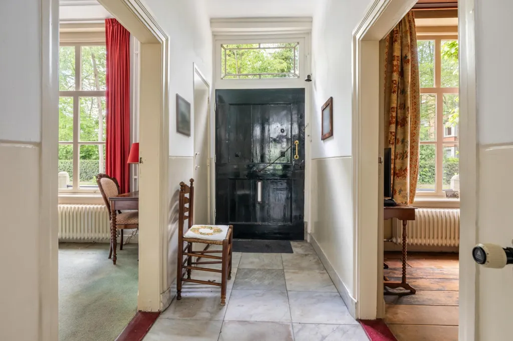Hallway - Monumental Villa with Historical Charm in Breda