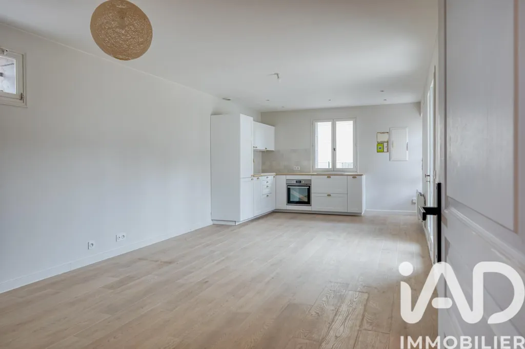 Köök - Charming House with Garden near Benerville Beach