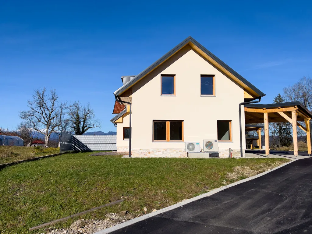 Esterno - Duplex with Garden in Domžale