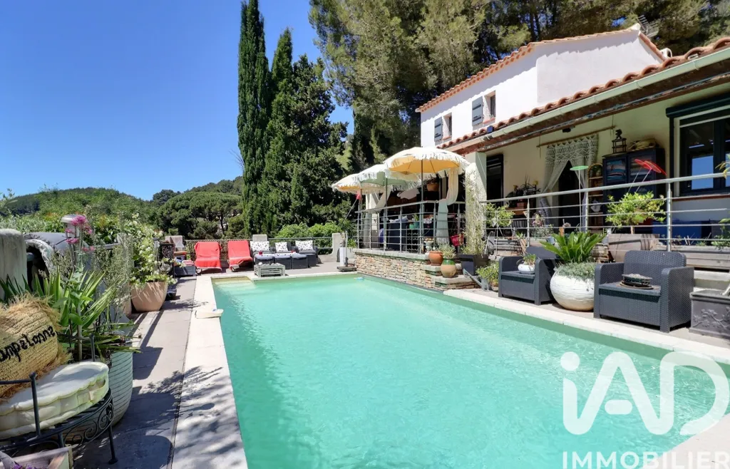 Piscine - Maison avec Piscine et Jardin sur les Hauteurs d'Auriol