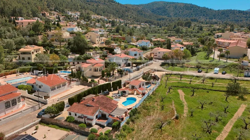 Õhuvaade - Villa with Pool in Orba