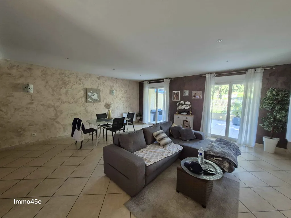 Elutuba - Detached House with Garage in Chantemerle les Bles