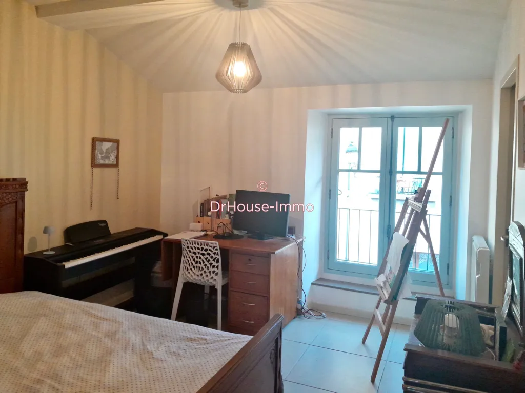 Chambres - Maison de Caractère avec Vues sur Château Médiéval