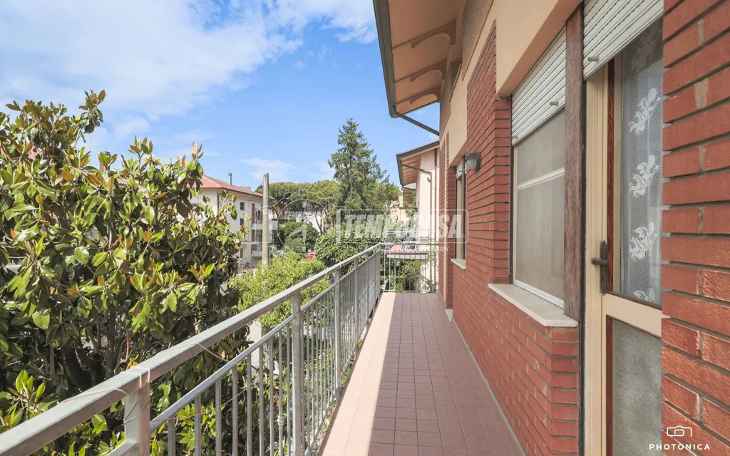 Balcon - Bifamiliar House with Garden in Cattolica