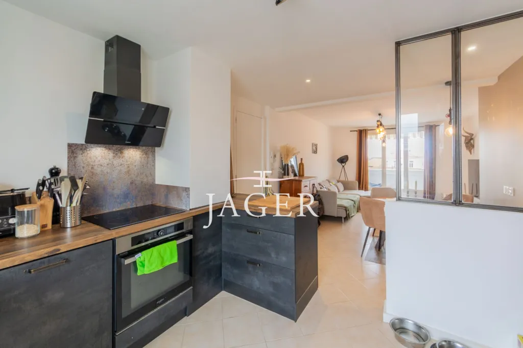 Cuisine - Appartement 3 Pièces avec Terrasses à Sainte-Maxime