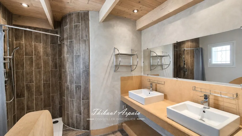 Salles de bain - Maison Provençale avec Terrasse à Oraison