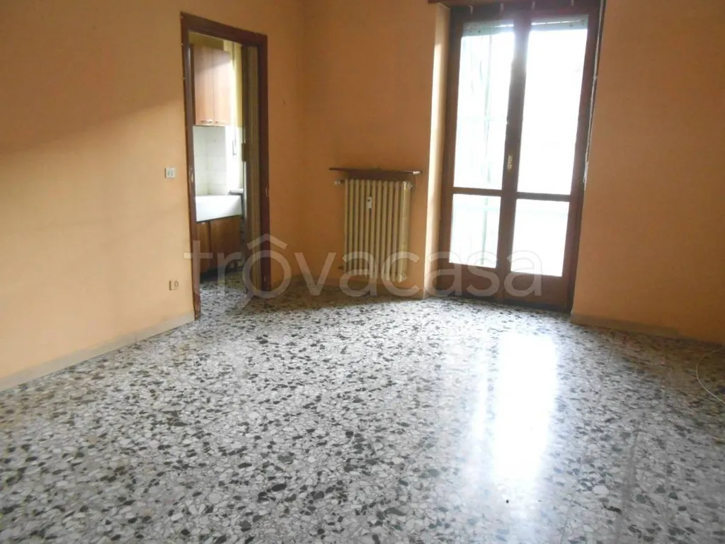 Pièces - Trilocale with Balcony in Rivoli