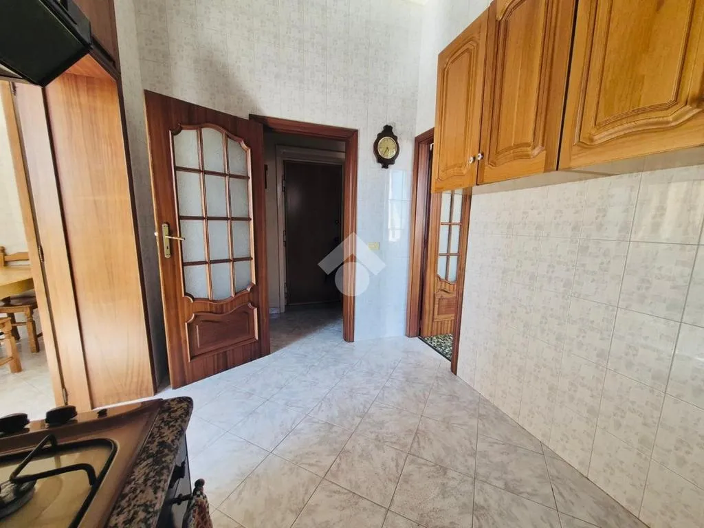 Cuisine - Central Trilocale with Balcony in Torre Del Greco