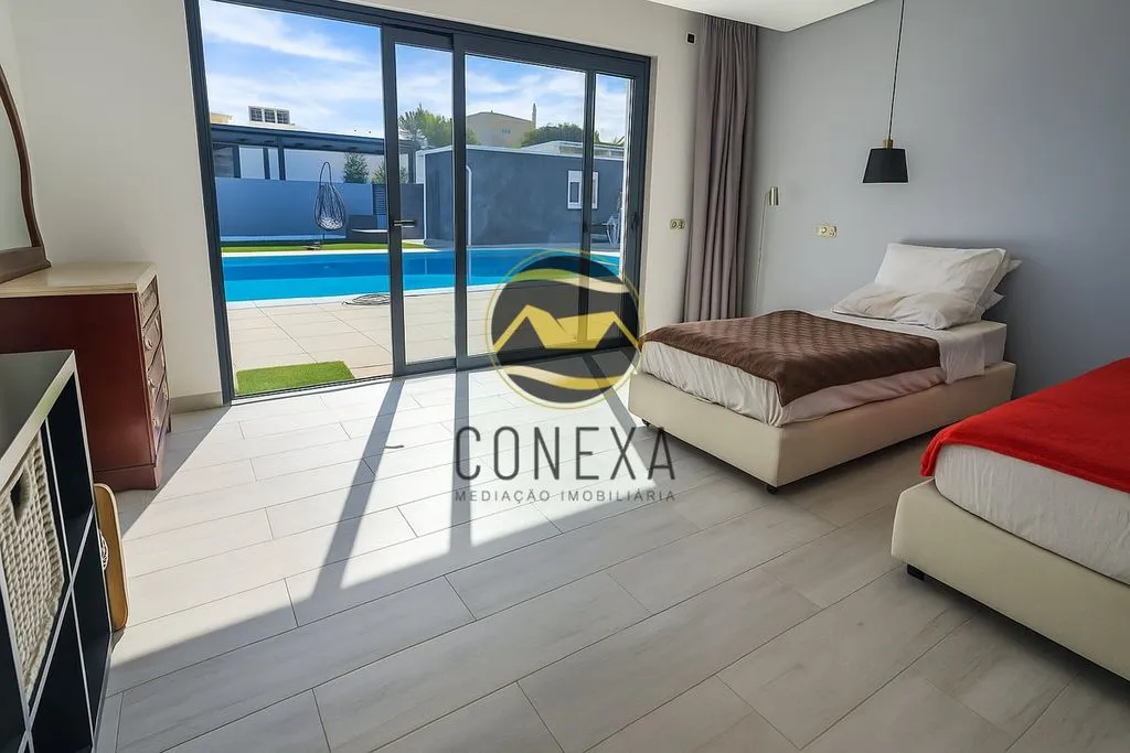 Chambres - Single-Story Villa with Pool in Olhão