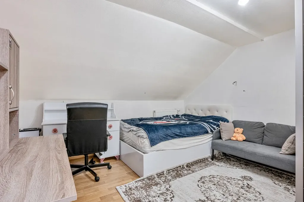 Magamistoad - 2-Storey Terraced House with West Garden in Ledeberg