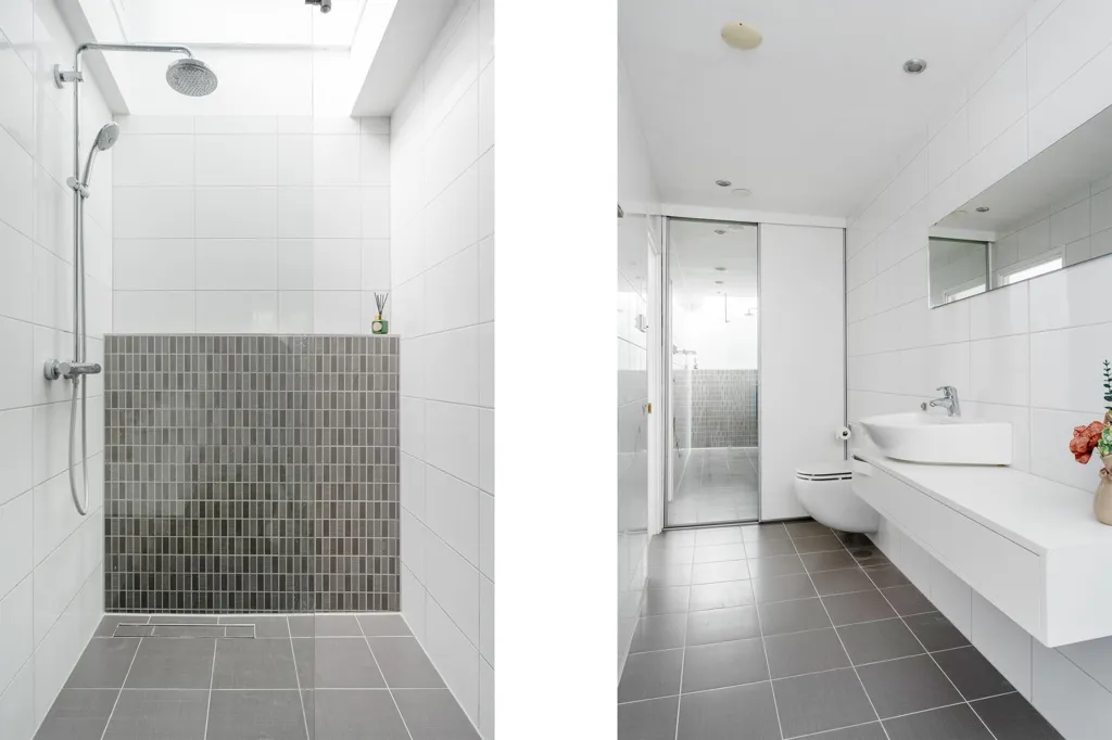Bathrooms - Galerie Flat with Balcony in Blijdorp