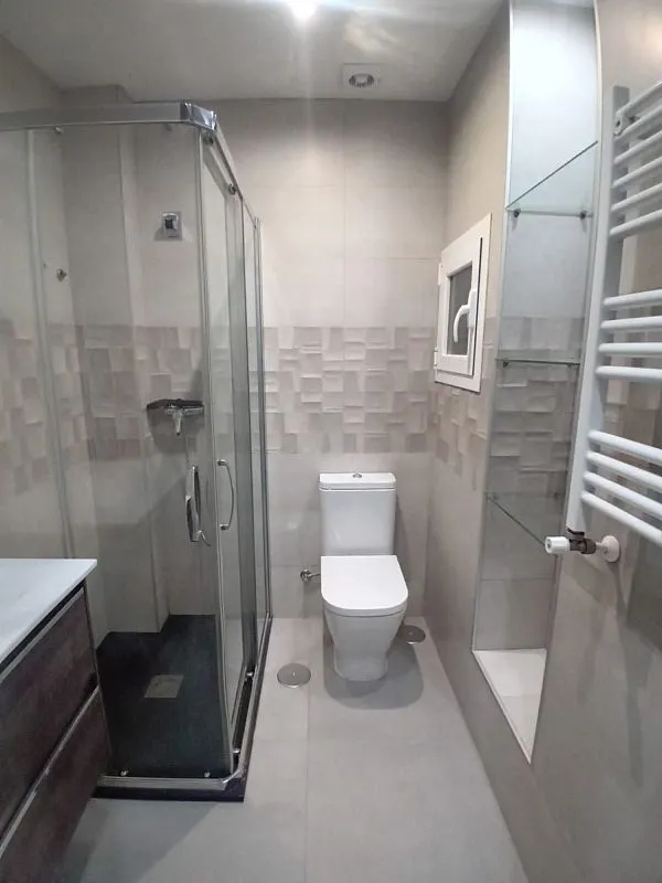 Bathrooms - Ground Floor Flat with Terrace in Acacias