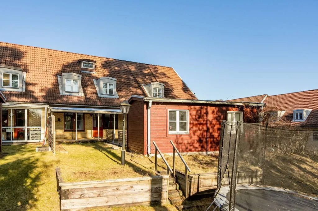 Aed - Apartment with Balcony in Andersberg