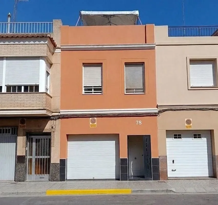Esterno - Chalet with Terrace in L'Alquenència