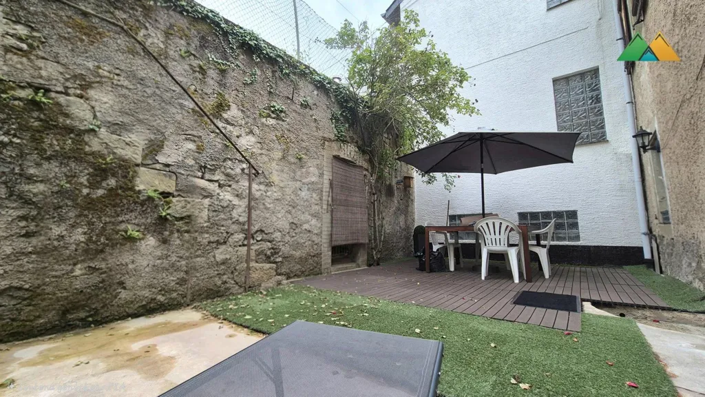 Jardin - Maison avec Terrasse et Jardin à Wormeldange