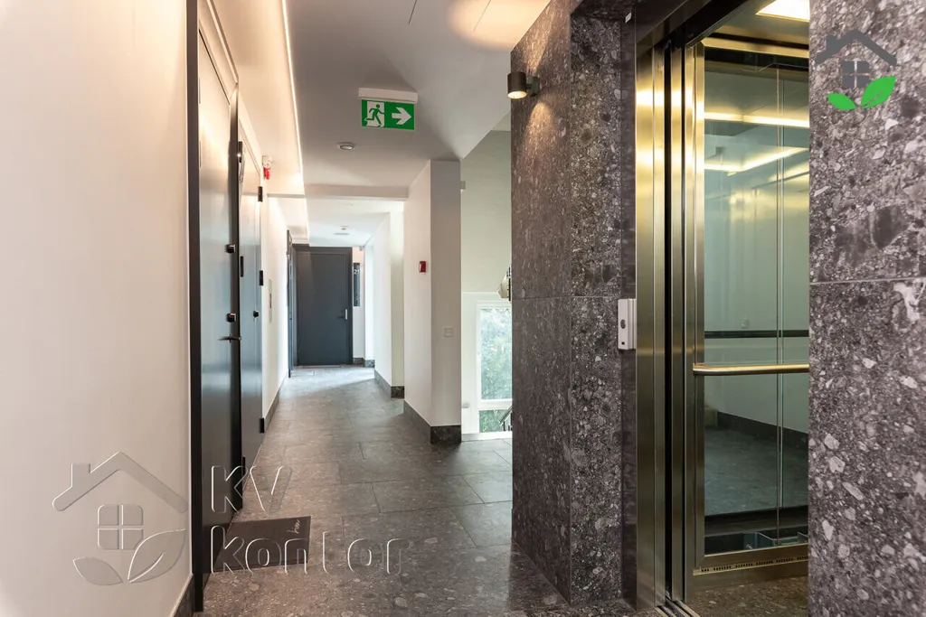Entrée - Design Apartment with Terrace in Tallinn Centre