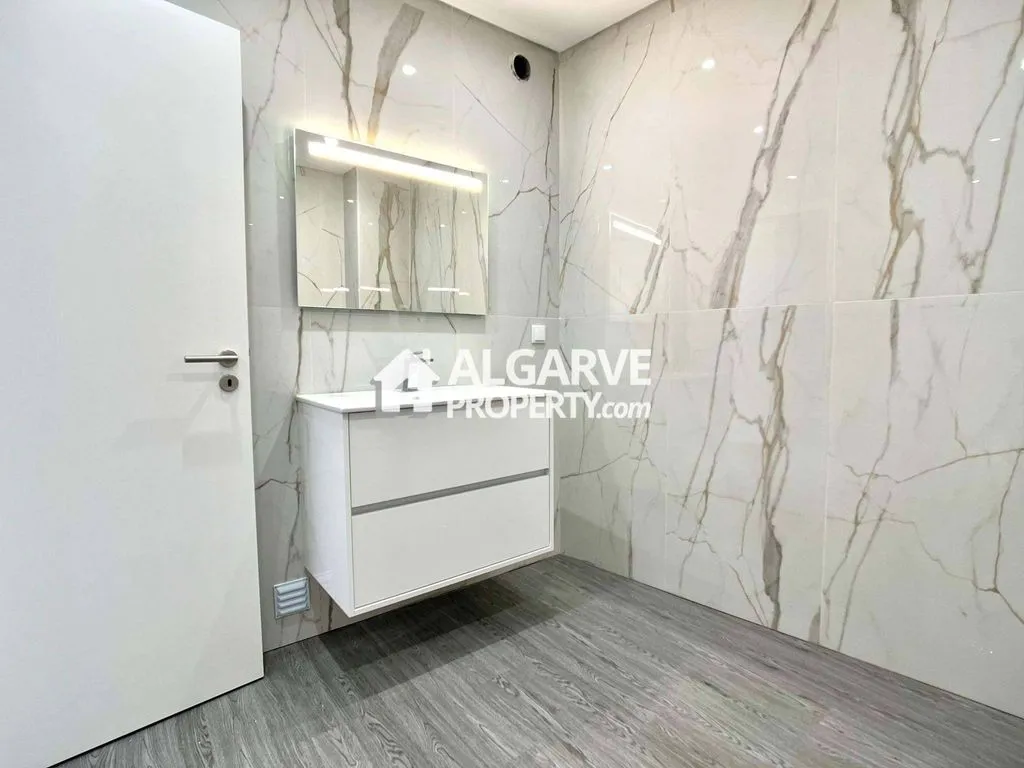 Vannitoad - Luxury Flat with Pool in Olhão