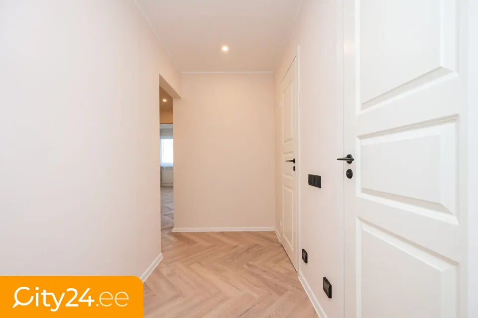 Entrée - Renovated Five-Room Flat in Lasnamäe