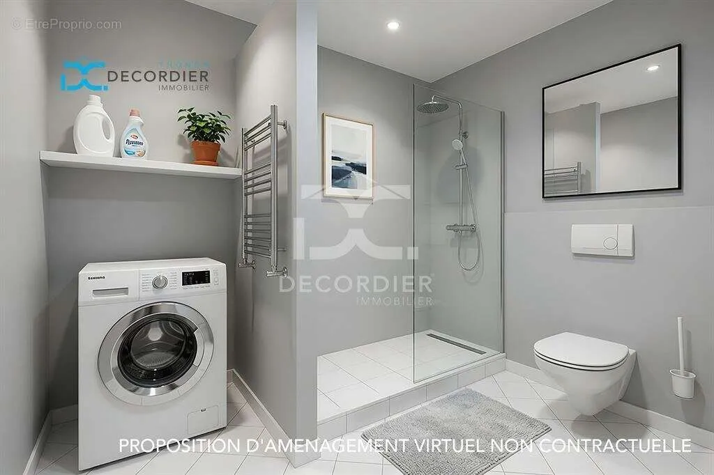 Salles de bain - Appartement Traversant avec Vue Lac à Thonon-les-Bains