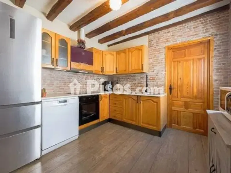 Cucina - Bright Apartment with Balcony in Malasaña