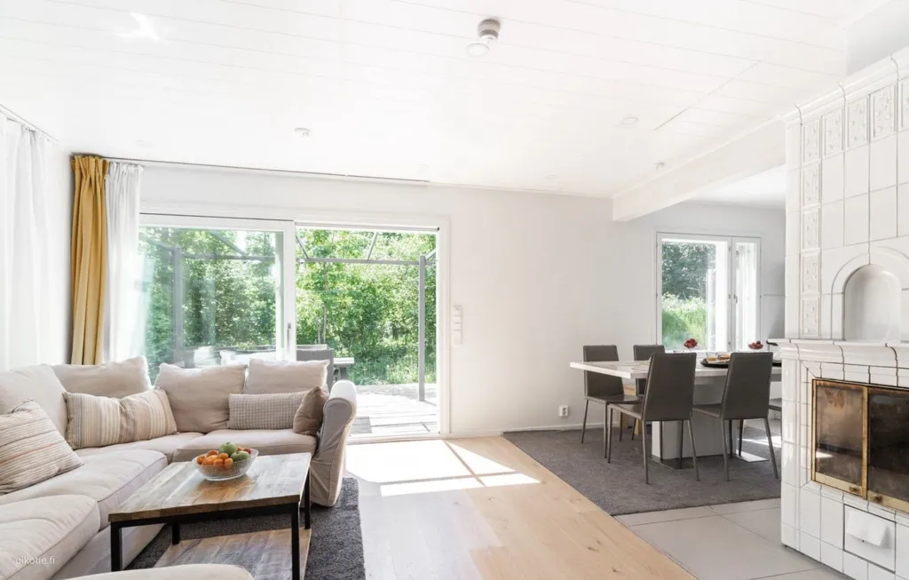 Séjour - House with Jacuzzi in Vantaa