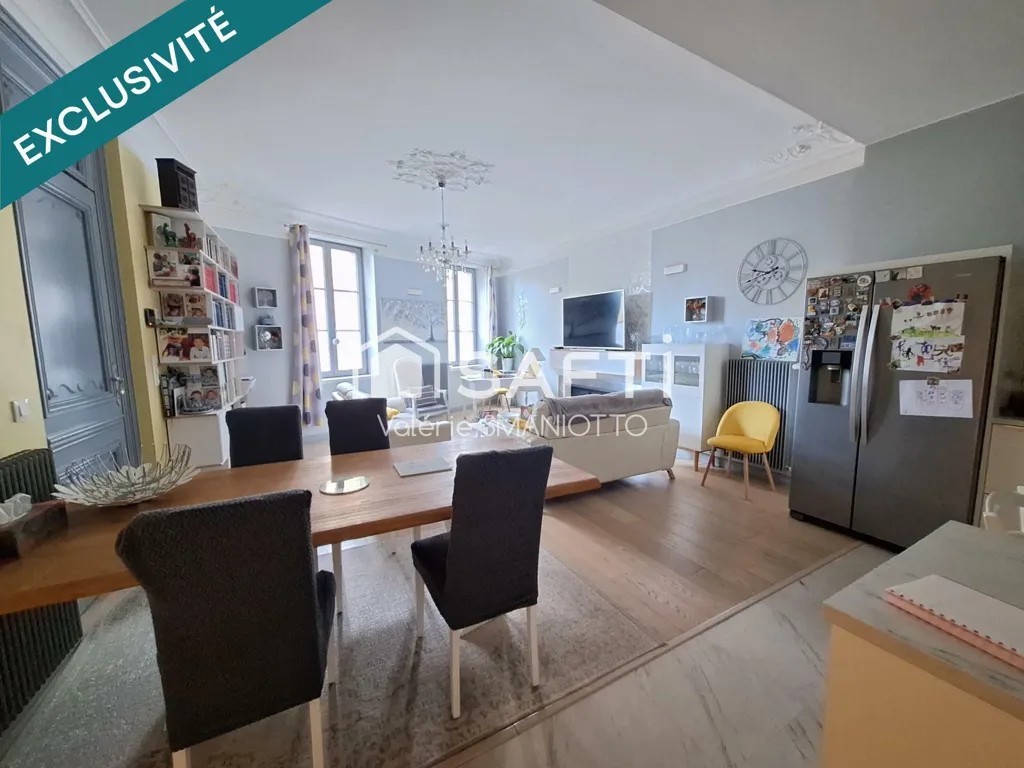 Sala da pranzo - Renovated Townhouse with Pool in Langon