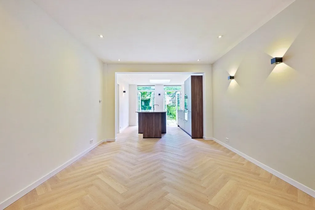 Entrée - Spacious Apartment with Garden in Helmerbuurt