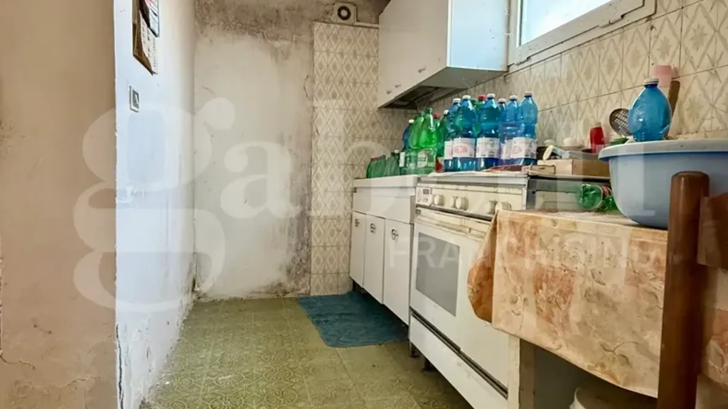 Cuisine - Detached House with Edificabile Land in Boara Polesine