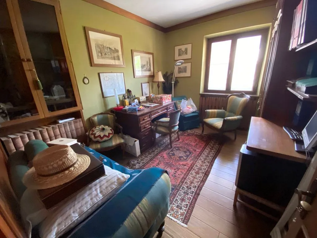 Office - Luxury Flat with Spa in Pinzolo, Trentino
