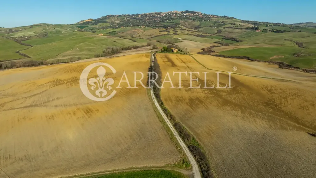 Õhuvaade - Rustic Farmhouse with Pool near Volterra