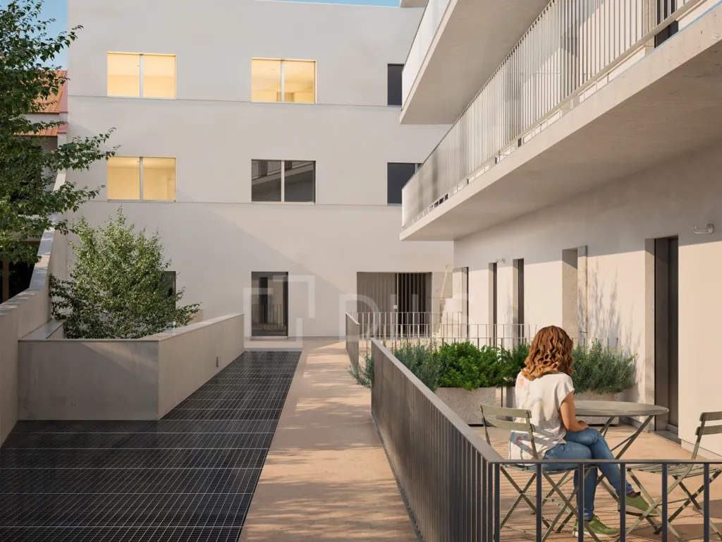 Aed - T2 Apartment with Terrace in Campanhã