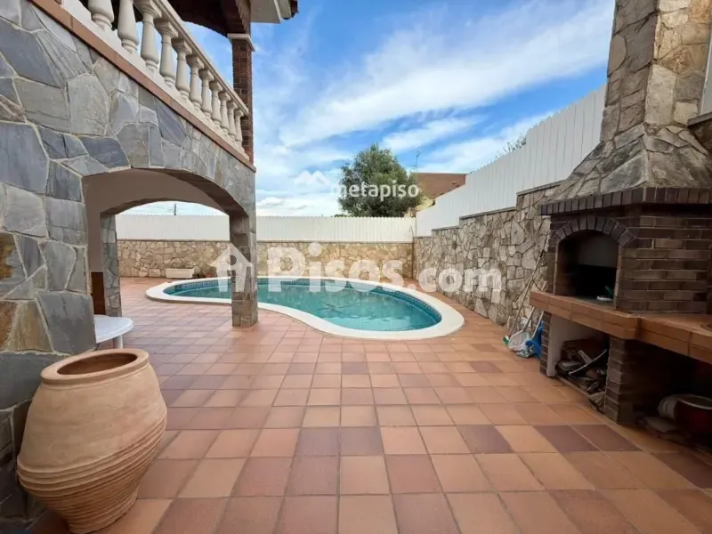 Piscine - Chalet with Pool in El Vendrell