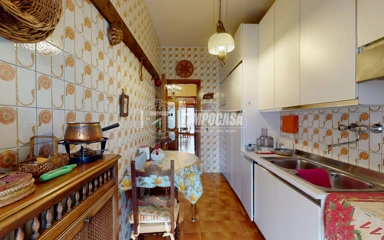 Cuisine - Quadrilocale with Balcony in Crocetta, Turin