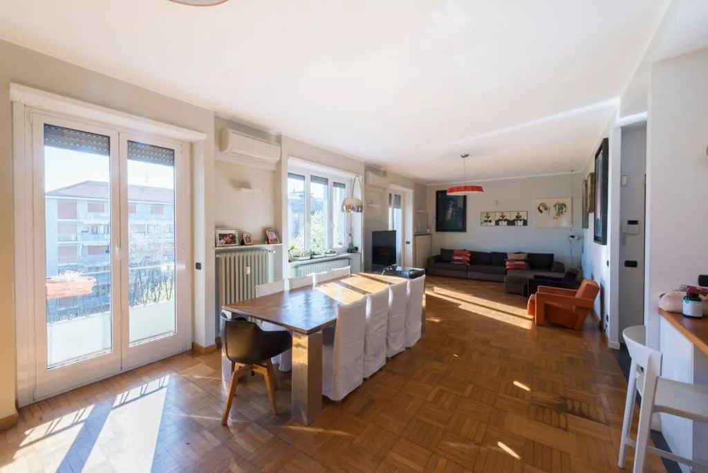 Salle à manger - Luxury Penthouse with Double Balcony in Milan
