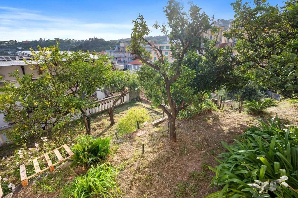 Jardin - Historic Villa with Garden in Varazze