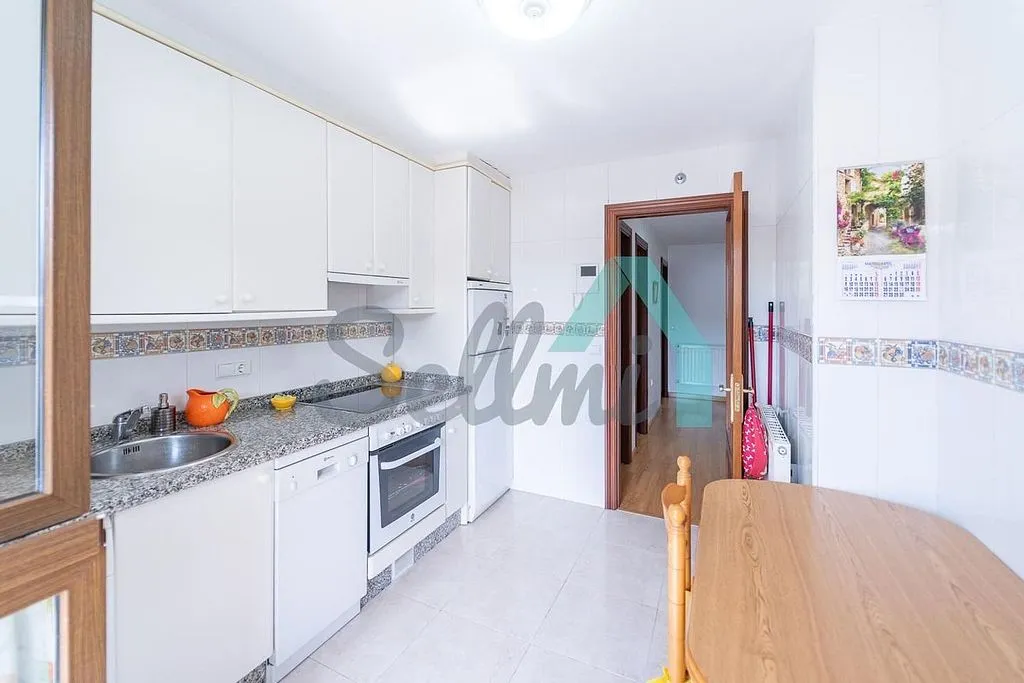 Köök - T2 Apartment with Terrace in Cangas de Onís