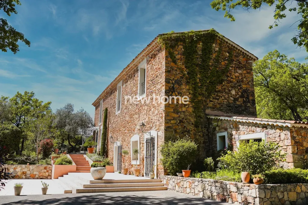 Exterior - Luxury Farmhouse with Pool in Fayence