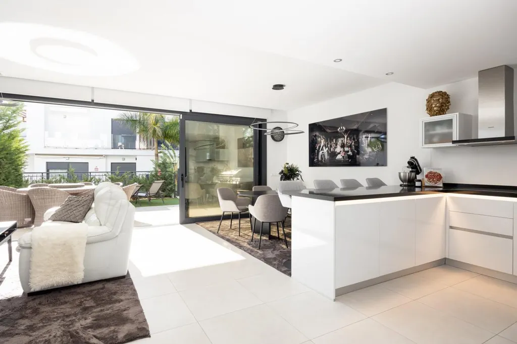 Cuisine - Terraced House with Rooftop Solarium in Estepona
