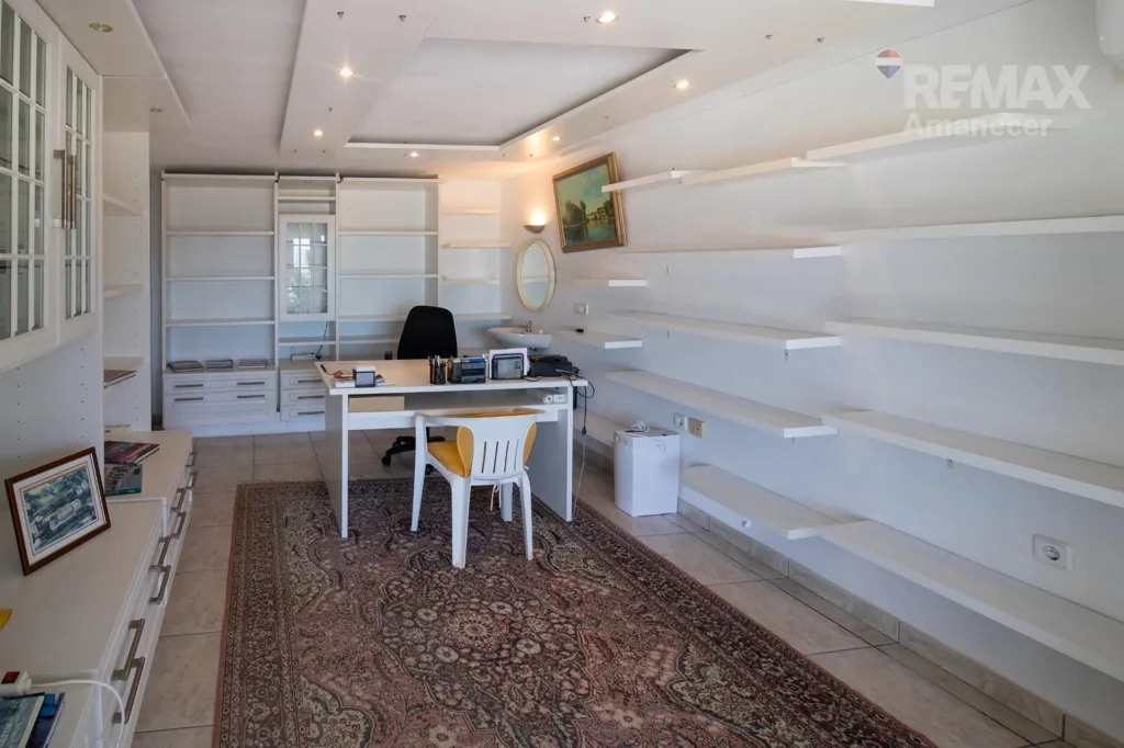 Kabinet - Dual Villa with Pools in Las Rotas, Dénia