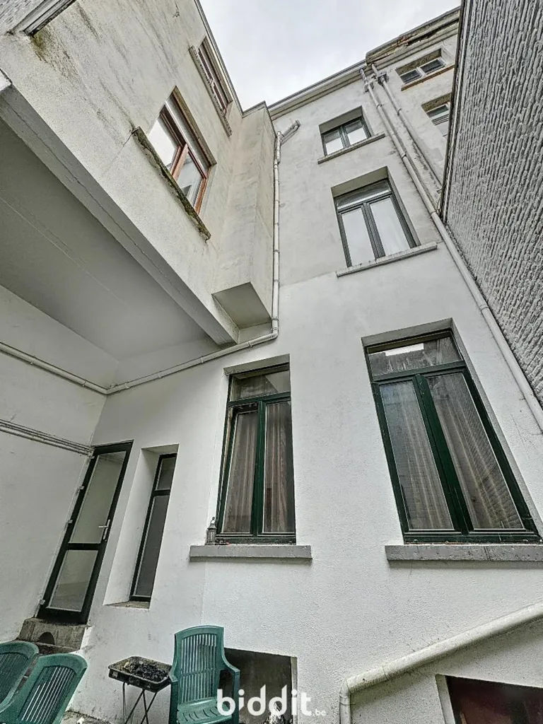 Jardin - Immeuble de Rapport avec Dépendances Rue des Fabriques