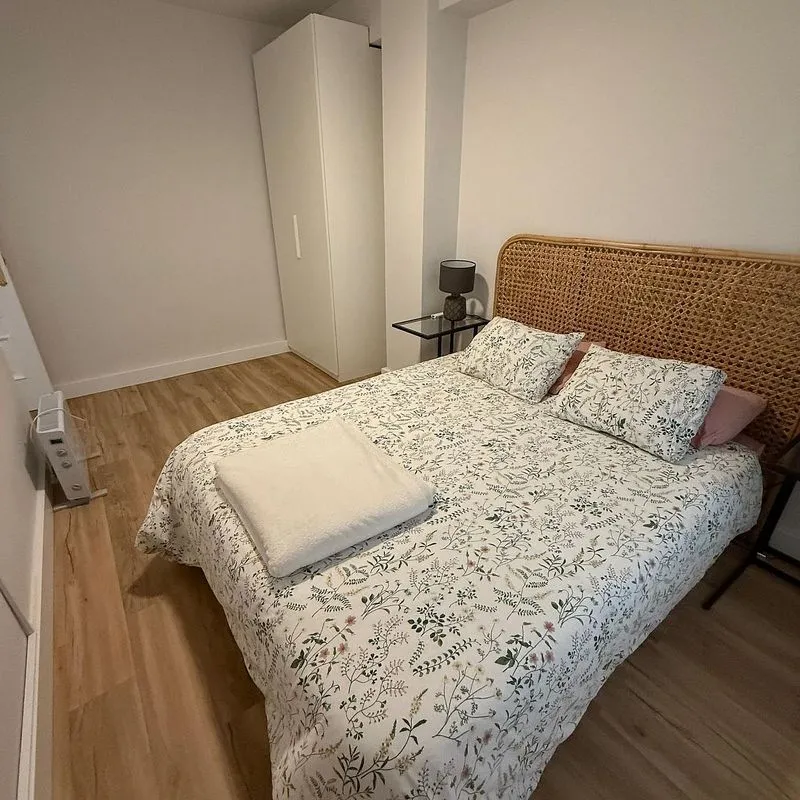 Magamistoad - Amueblé Flat with Balcony in Valencia