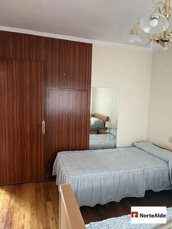 Chambres - Apartment with Balcony and Terrace in Arrontegi Centre